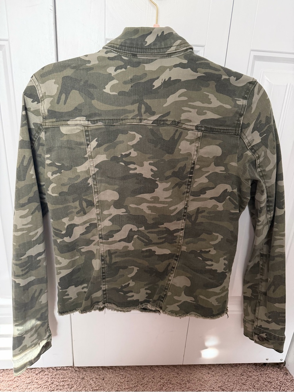 Kut from the Kluth Camo Denim Jacket - Size: Medium - Picture 4 of 7